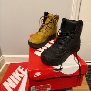 Nike ACG Kids Boots - Black and Tan